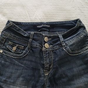 WALLFLOWER JEANS
